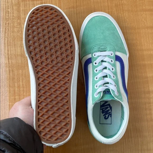 Vans Women’s Skateboard Sneakers Size 8 Green and Blue - Picture 5 of 13